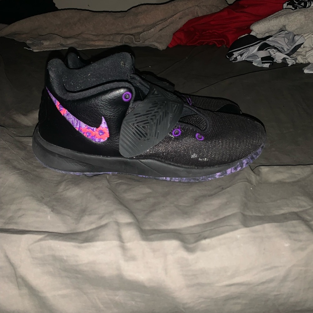 Jordans . Size 6 In womens